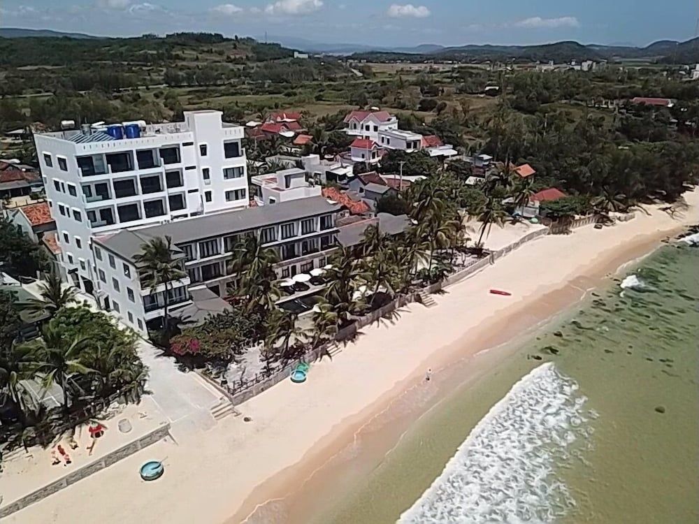 Palm Beach Hotel -1 estrellas en Phú Long (2)