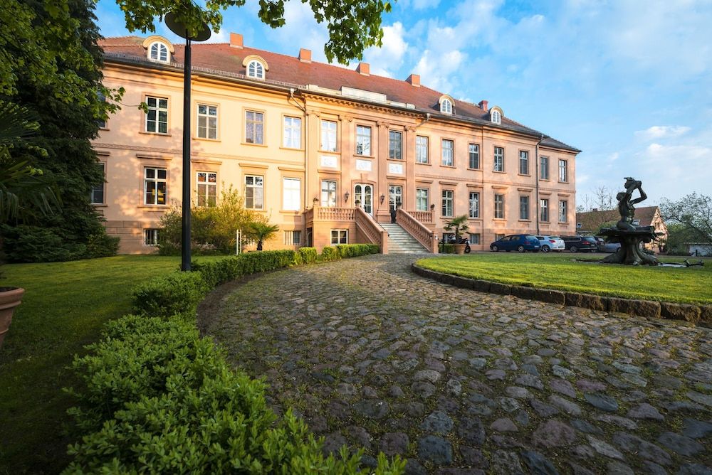 Schlosshotel Rühstädt GARNI -1 estrellas en Rühstädt