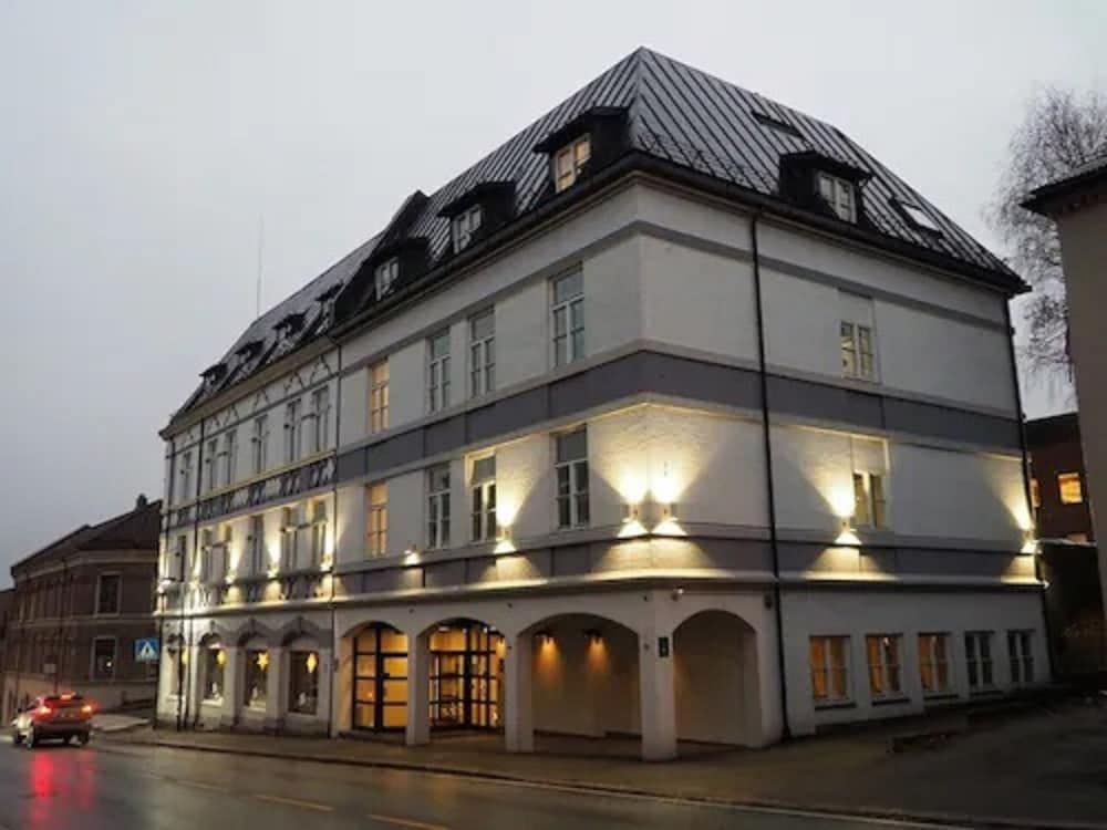 Henriks Hotell 3 estrellas en Skien