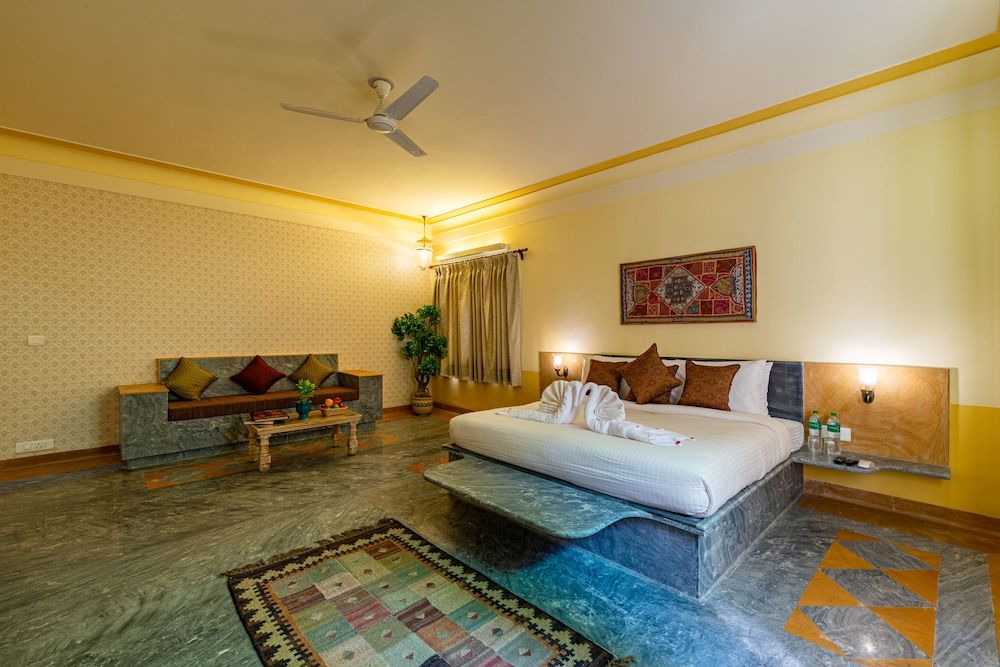 Anand Bagh Resort & Spa by Ananta 3