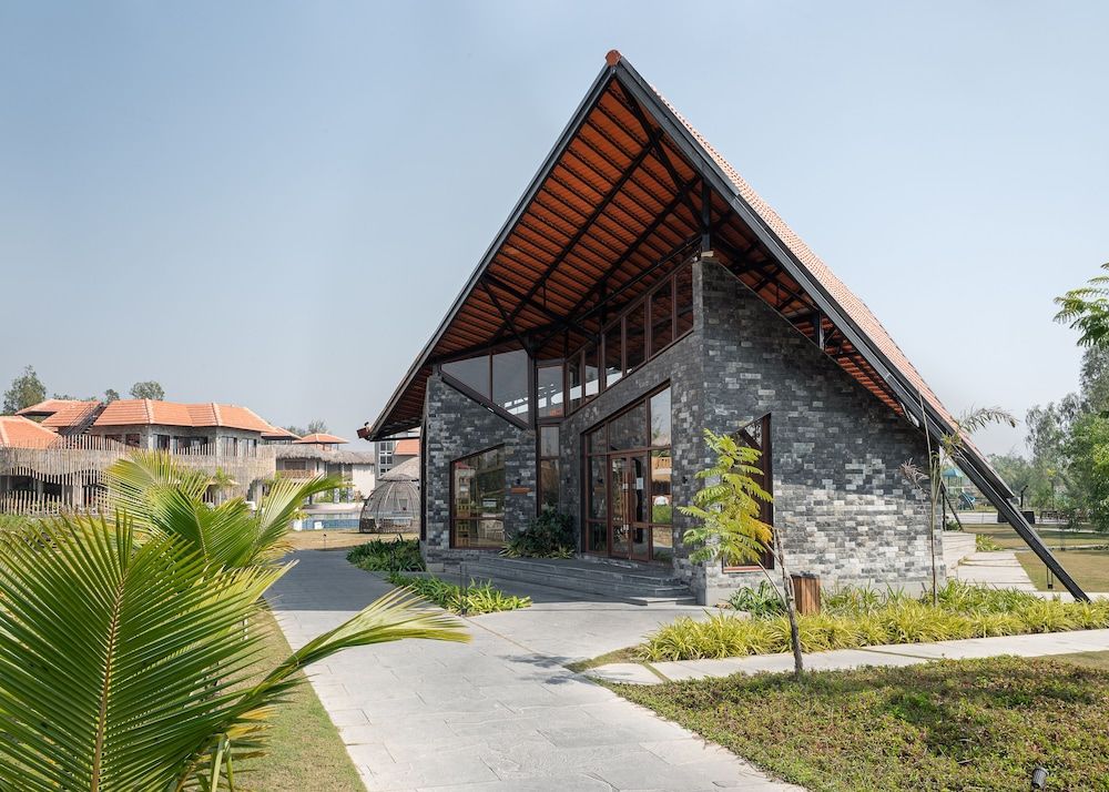 Hotel Sonar Bangla Sundarban 4 estrellas en Gosāba