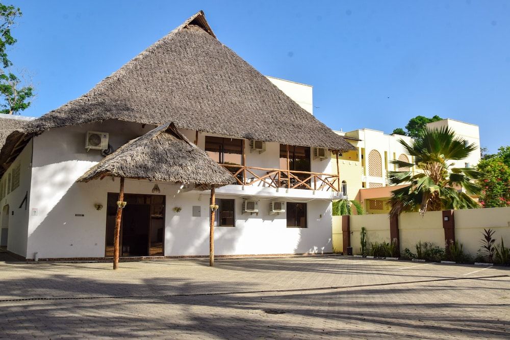 SHERATTON BEACH VILLAGIO HOTEL 2