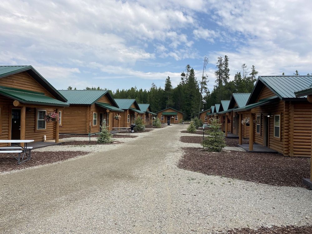 Cabin Village -1 estrelas em Island Park