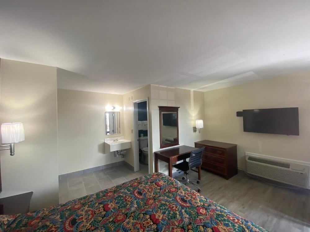 Relax Inn-Plaquemine 3