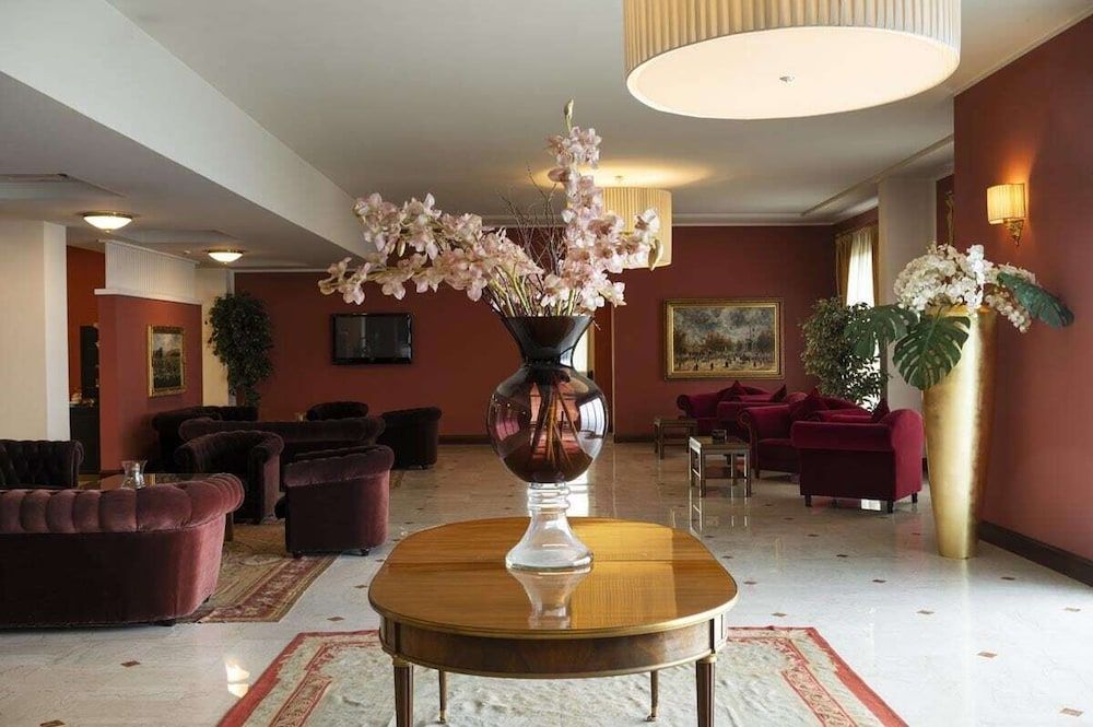 Hotel Maxim 3