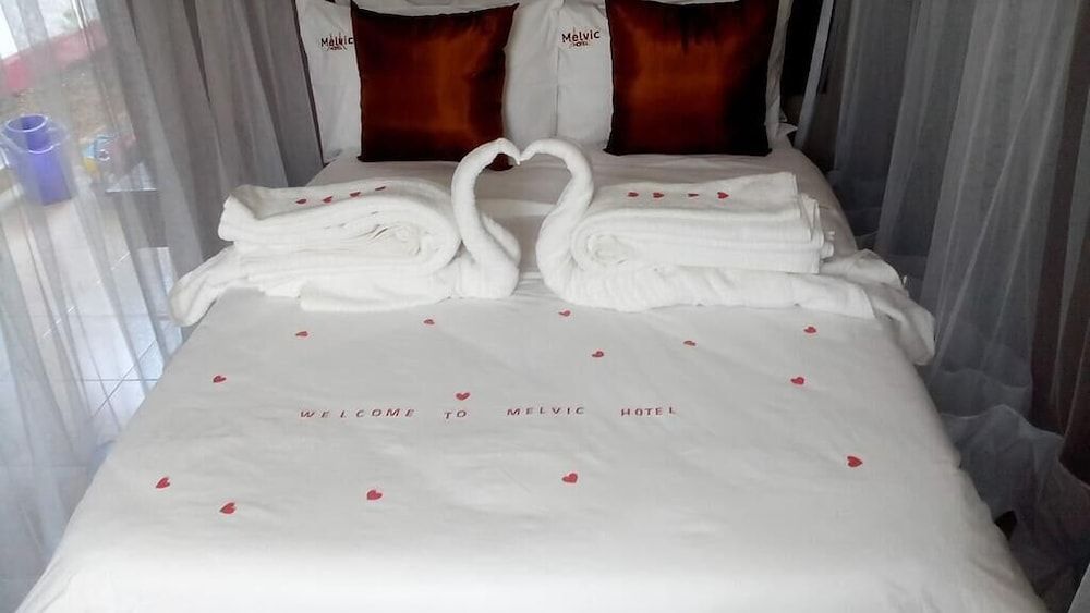 Melvic Hotel 3