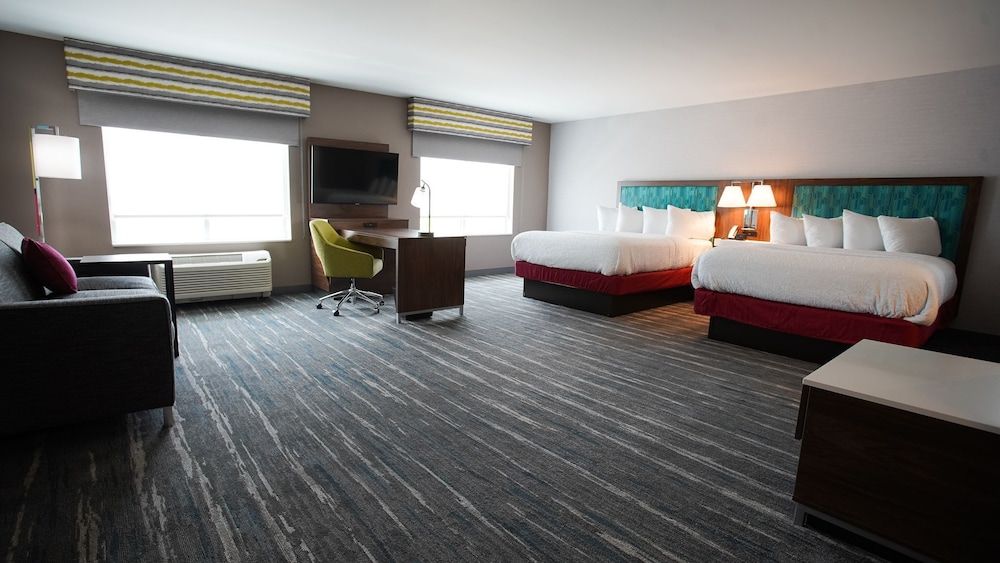 Hampton Inn & Suites St. Clairsville 2