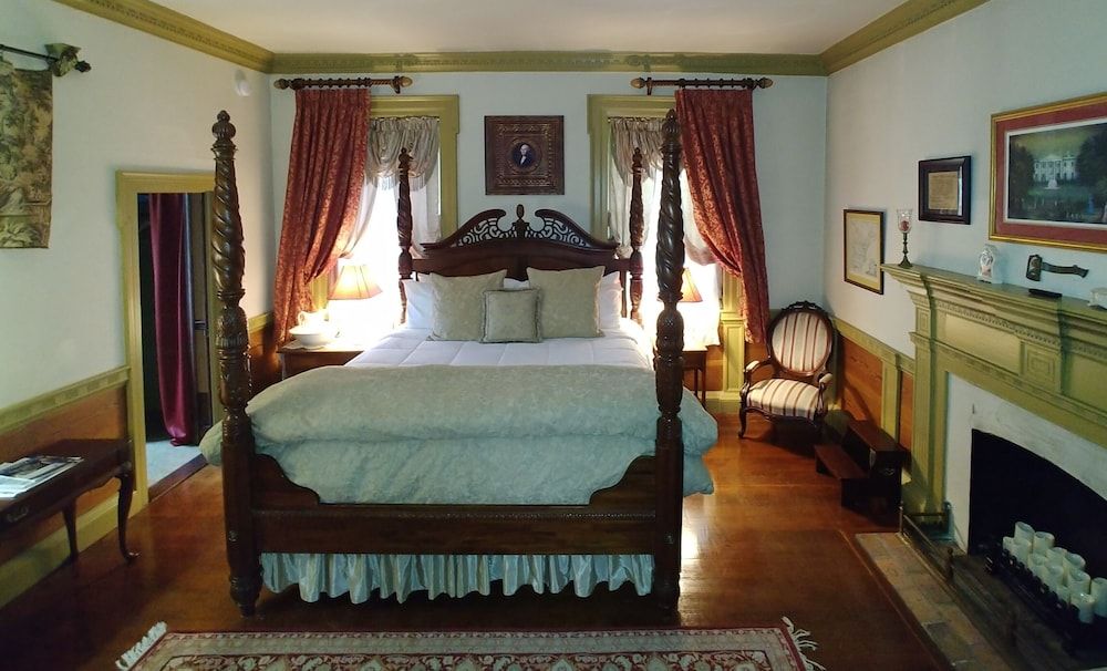 Chanceford Hall Bed & Breakfast 3