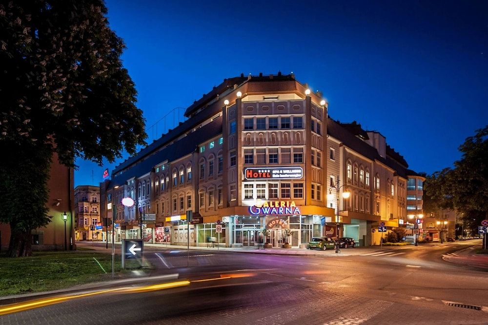 Sky Business Hotel 3 estrelas em Legnica