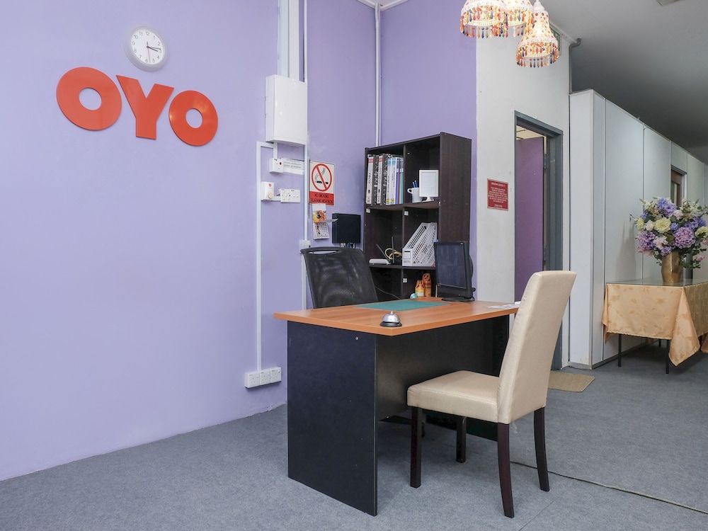 OYO 90180 Gemilang Hotel Kerteh 2