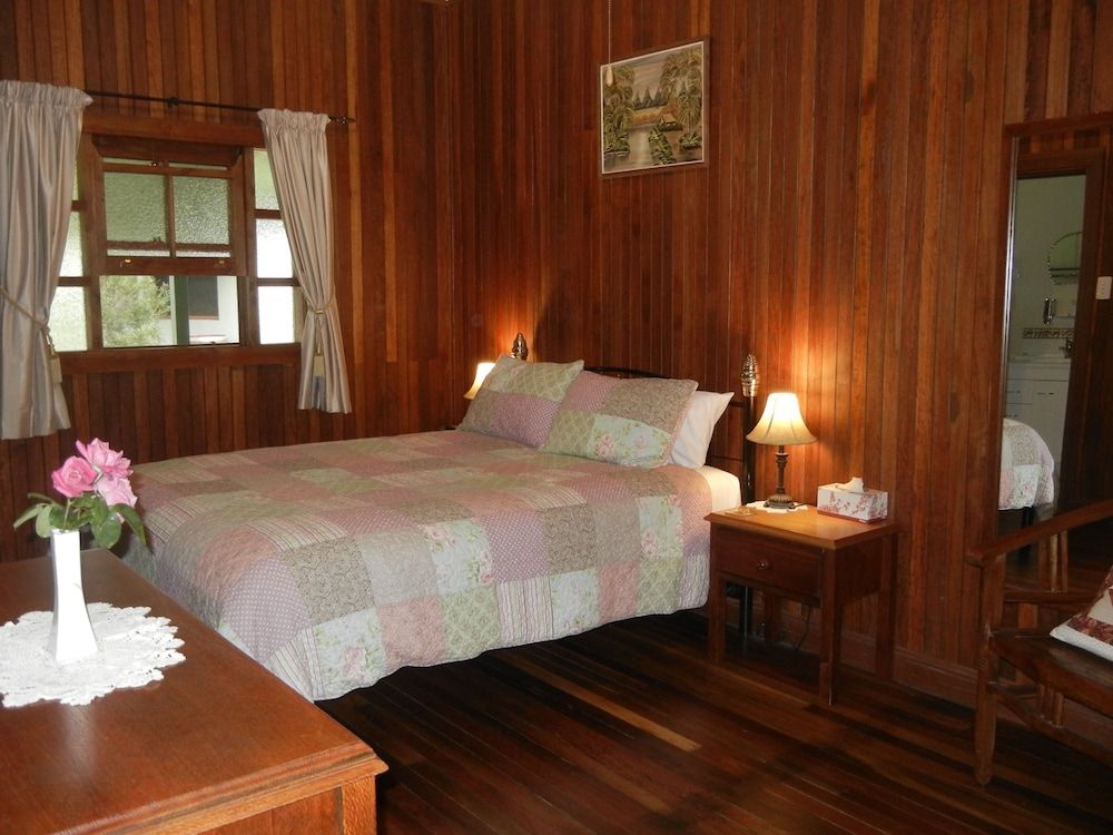 Amamoor Lodge 2