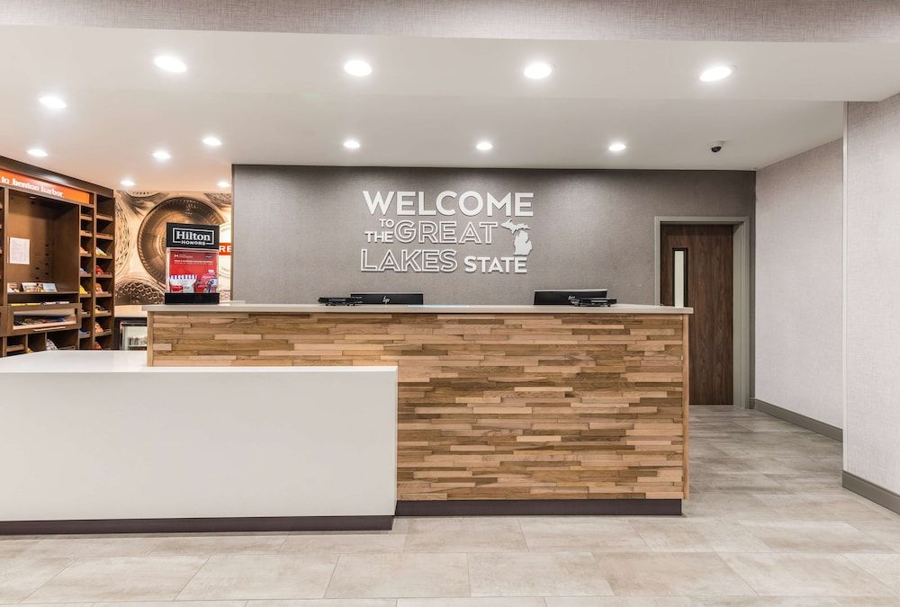 Hampton Inn & Suites Benton Harbor 3