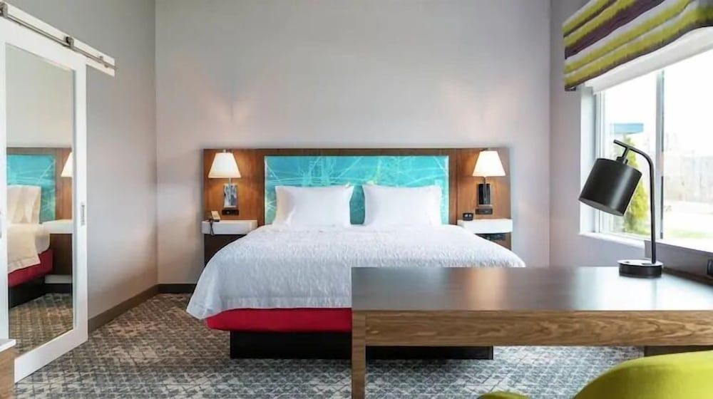 Hampton Inn Lebanon 3