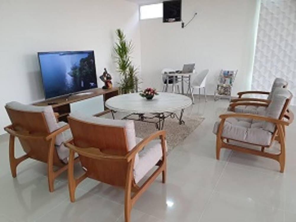 HOTEL BELLAVISTA 2