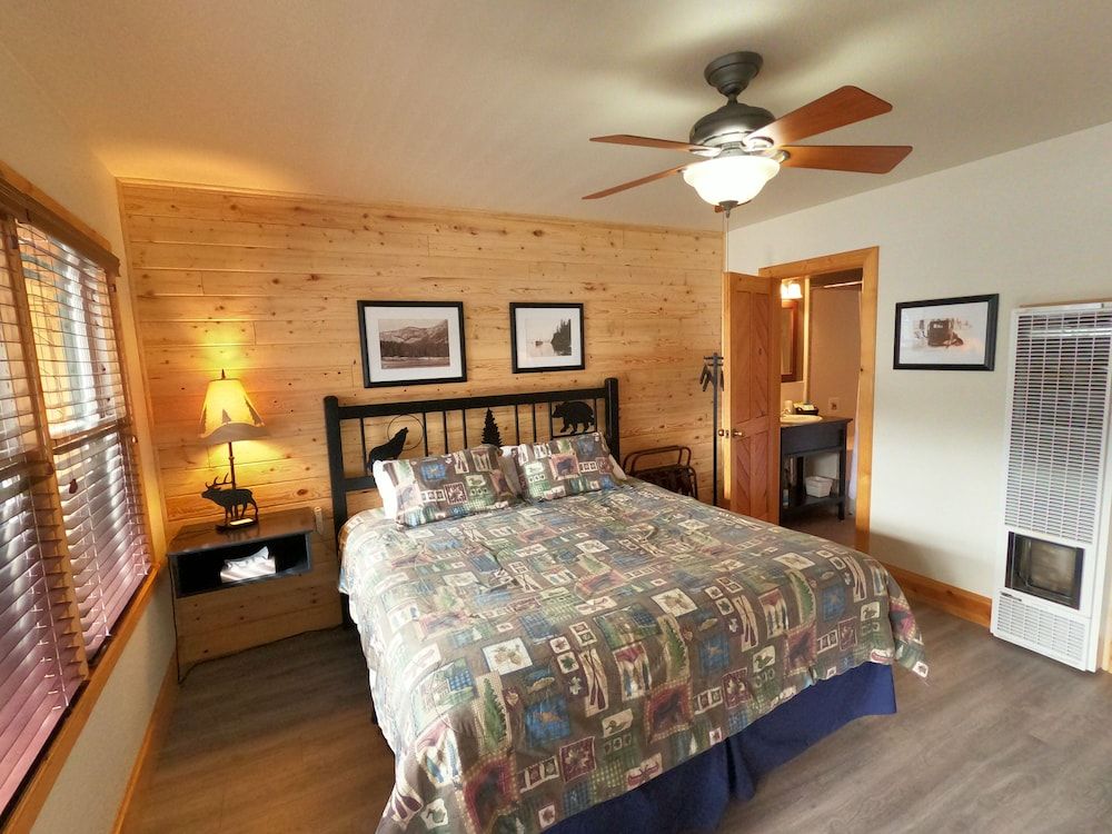 Creekside Lodge -1 estrellas en Markleeville