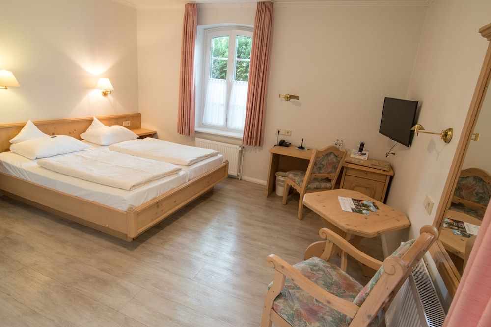 Hotel Wassermuehle Heiligenthal 2