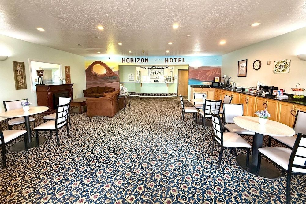 Horizon Hotel 3
