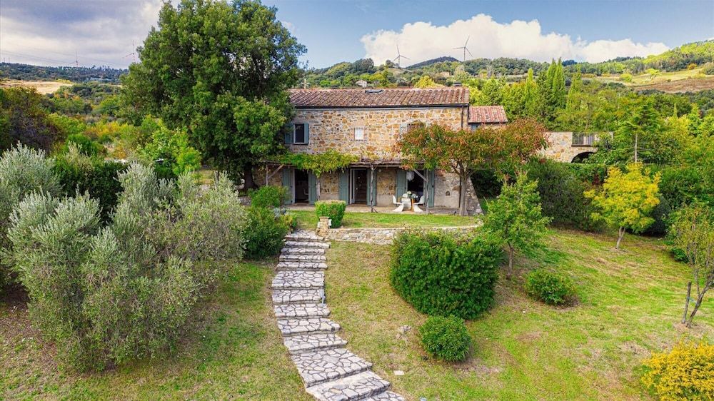 Cinque Cipressi 8 in Montecatini Val di Cecina 3
