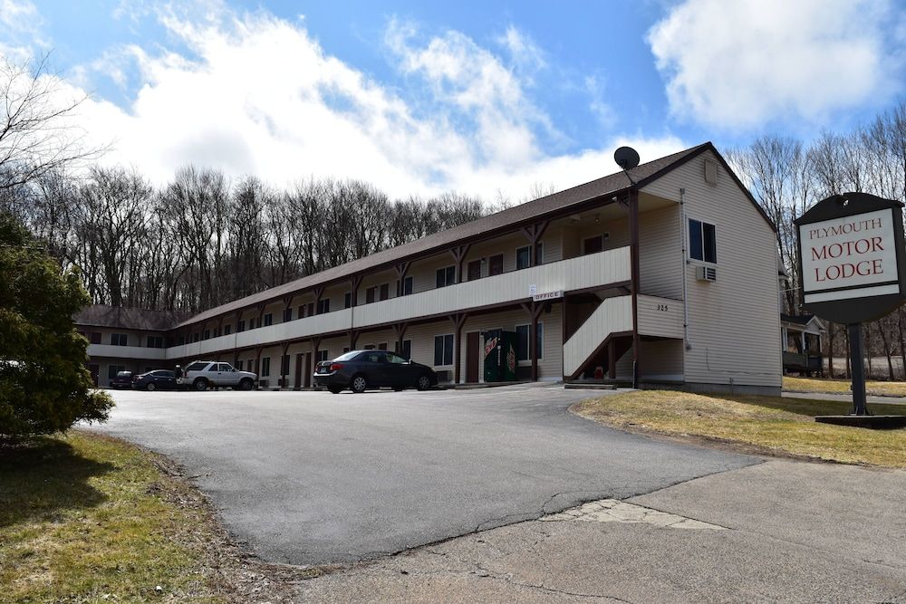 PLYMOUTH MOTOR LODGE 3 estrellas en Terryville