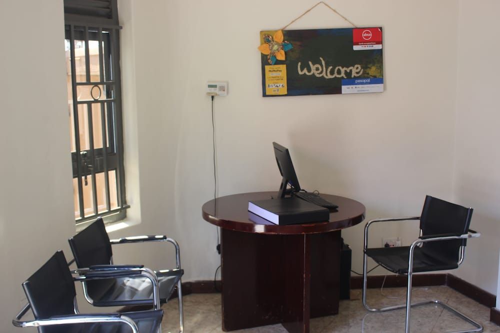 Montane Safaris Hotel 2