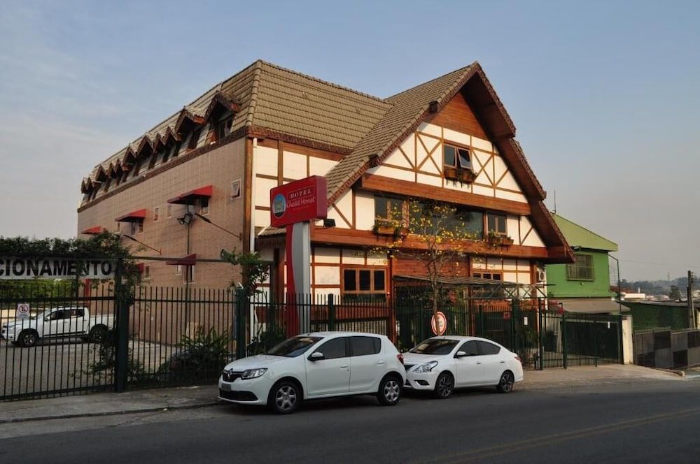 Hotel Chalet Monet - Granja Vianna 3