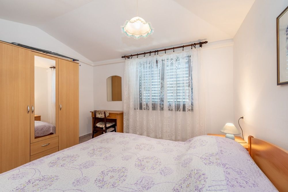 Apartments Mandica 2