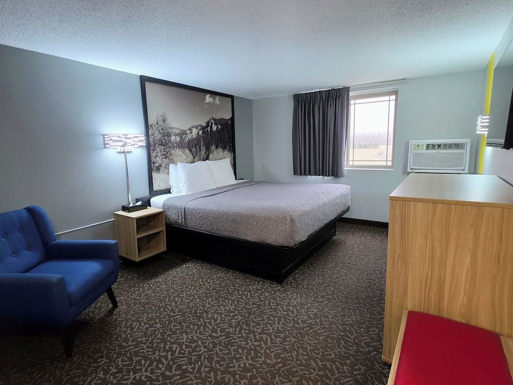 Super 8 by Wyndham Yankton 3