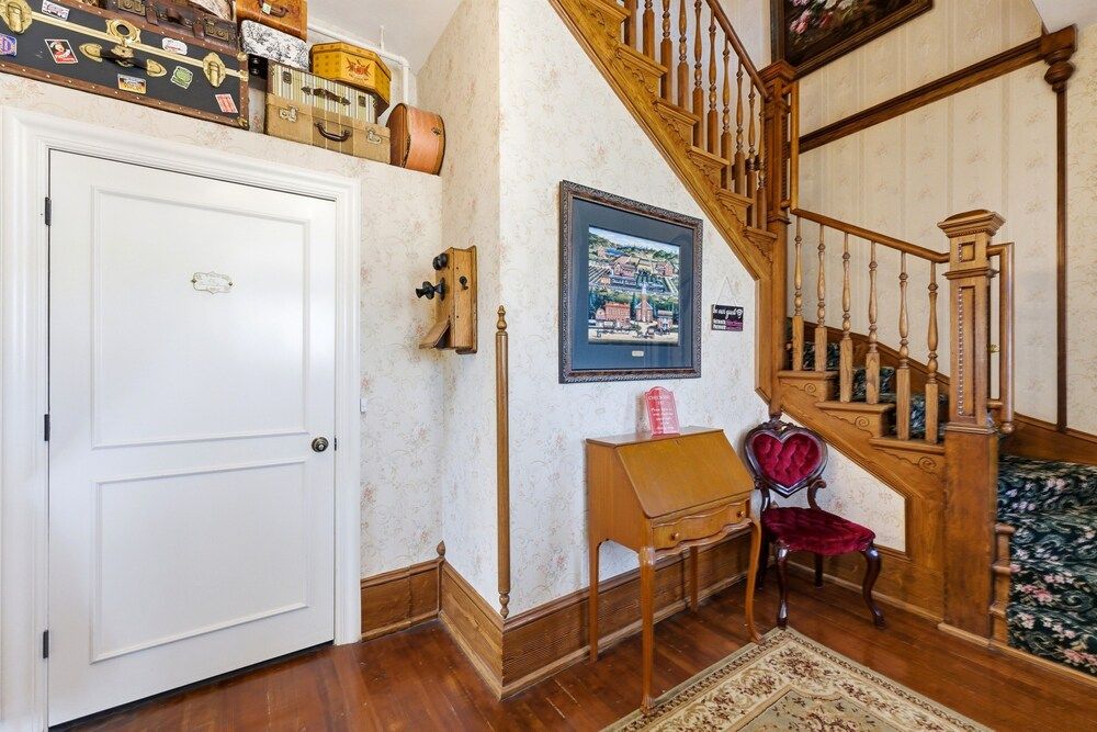 Heber Senator Bed and Breakfast 2