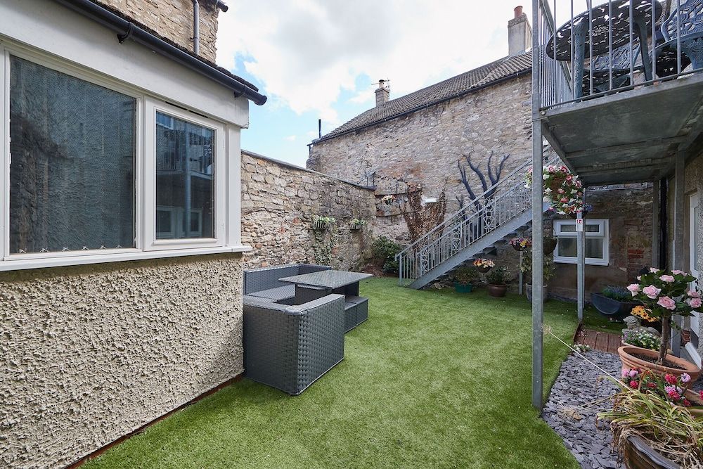 Host Stay Rosedale House 3