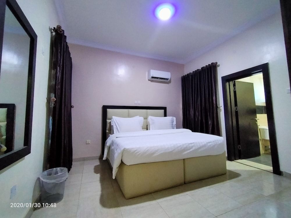 Beckett Suites 3