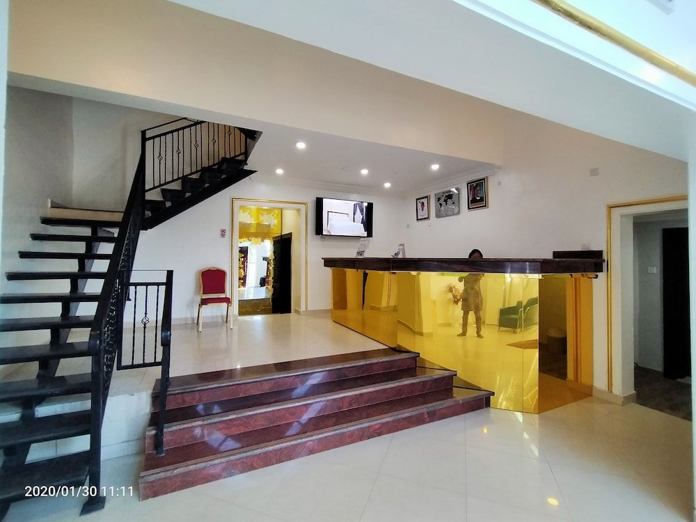 Beckett Suites 2