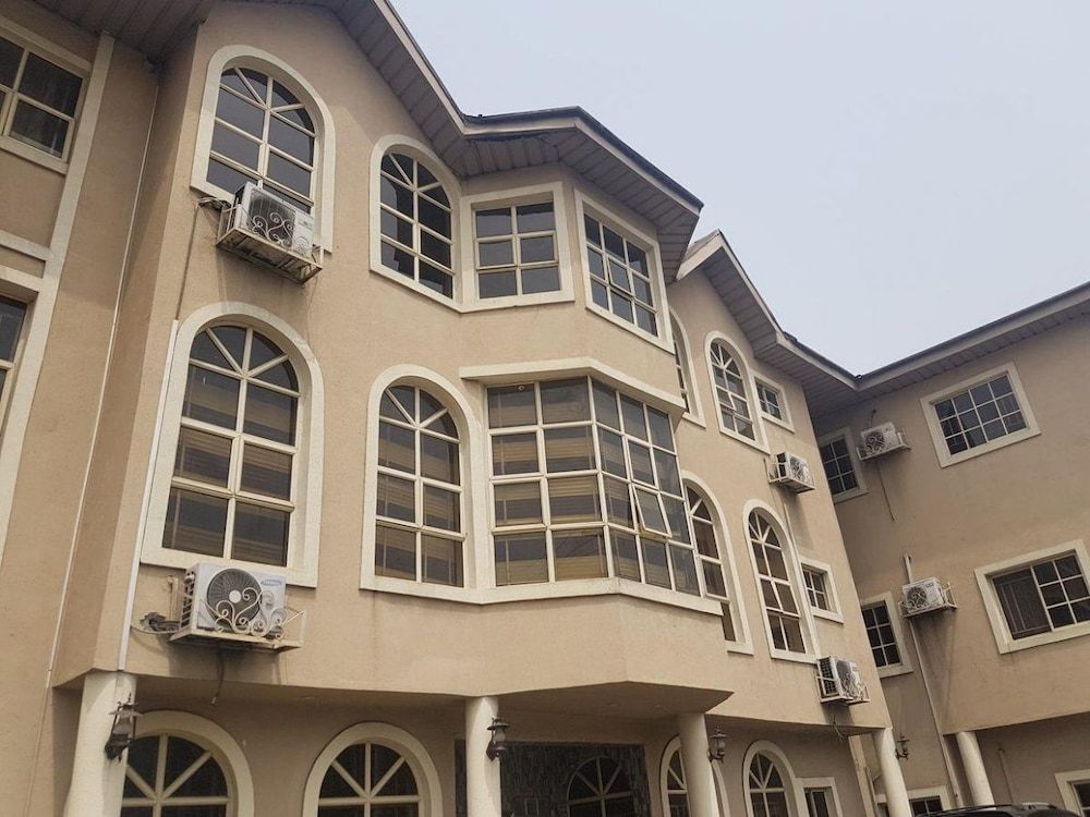 Clen Phil Hotels and Suites -1 étoiles à Port Harcourt