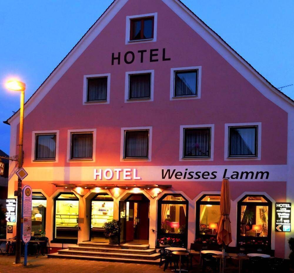 Hotel Weisses Lamm -1 estrellas en Allersberg