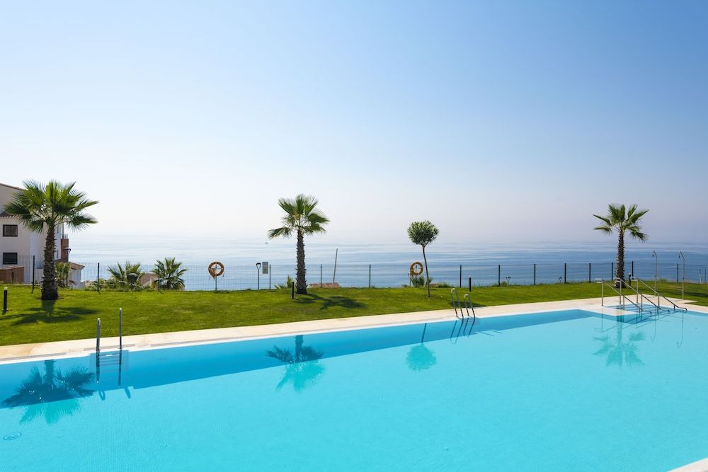 Olee Torrox Costa Holiday Rentals -1 estrellas en Torrox Costa
