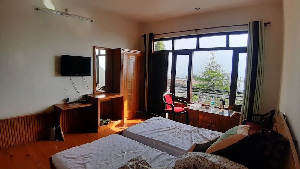 Goroomgo Vijay Mount View Resort Munsyari 3