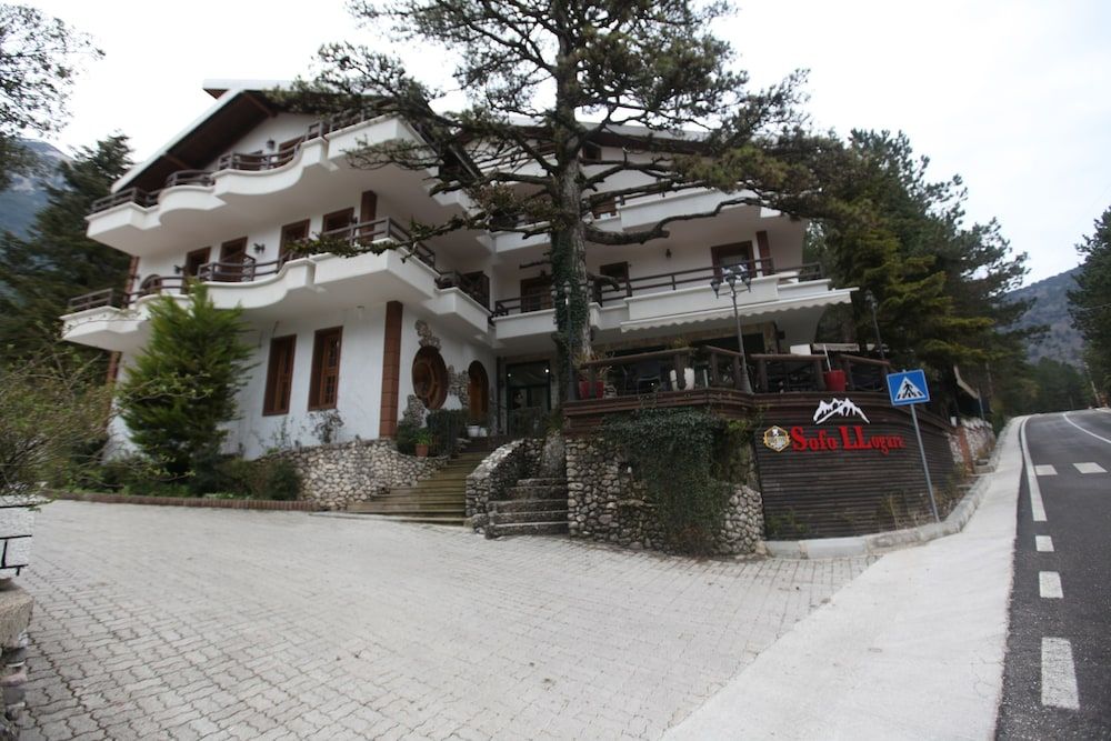 Hotel Sofo 4 estrellas en Llogara