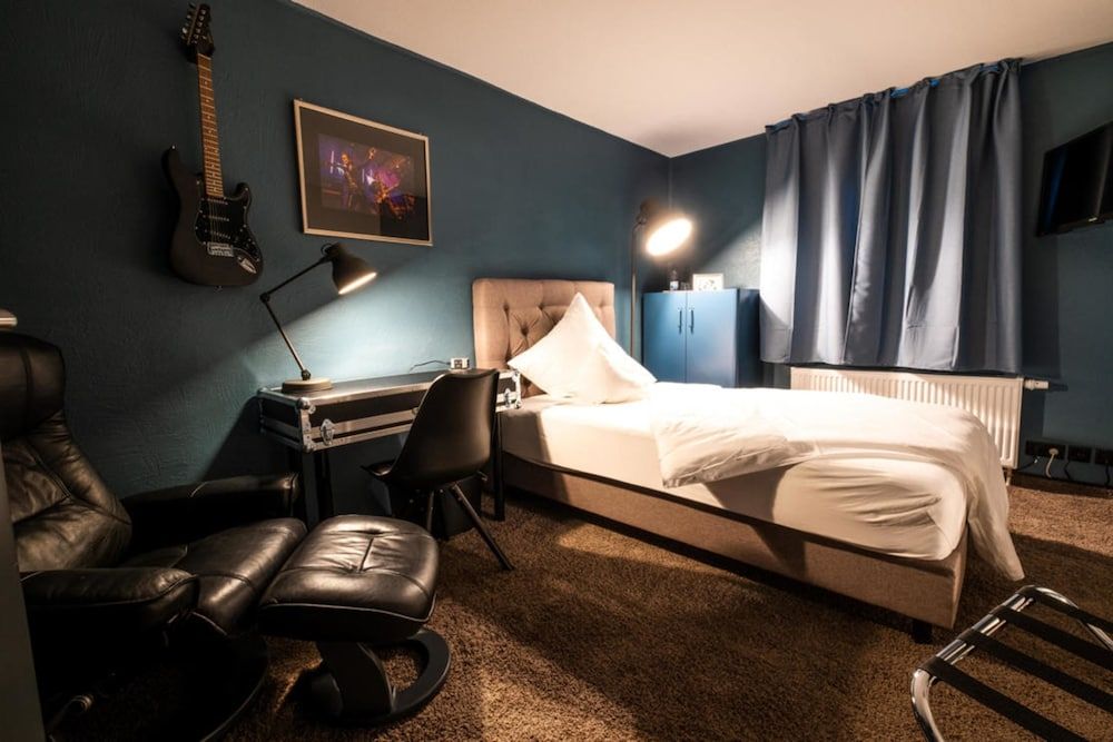 Engel Hotel und Diner 3