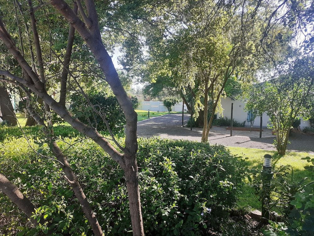 Driftwood Boutique Bed and Breakfast -1 estrellas en Lobatse