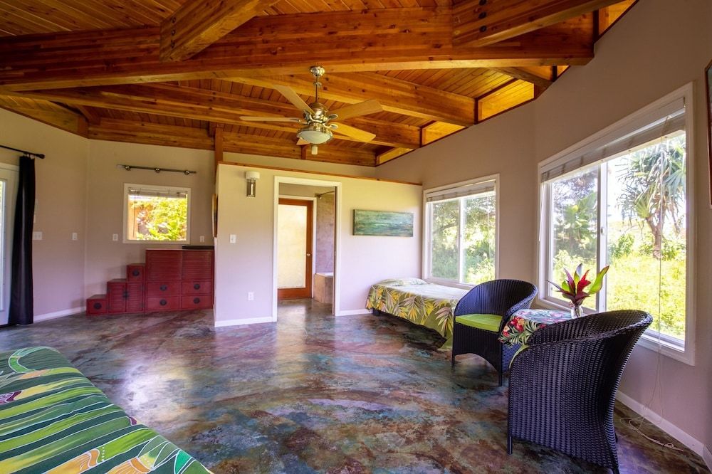 Kalani Oceanside Retreat 2