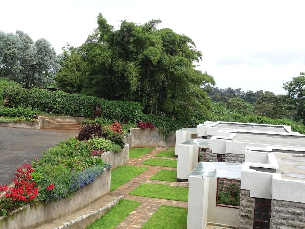 Le Pristine Wellness and Healing Hotel 2