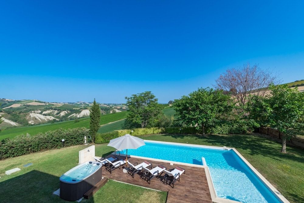 Casale Rosy 6 2 in Offida 3