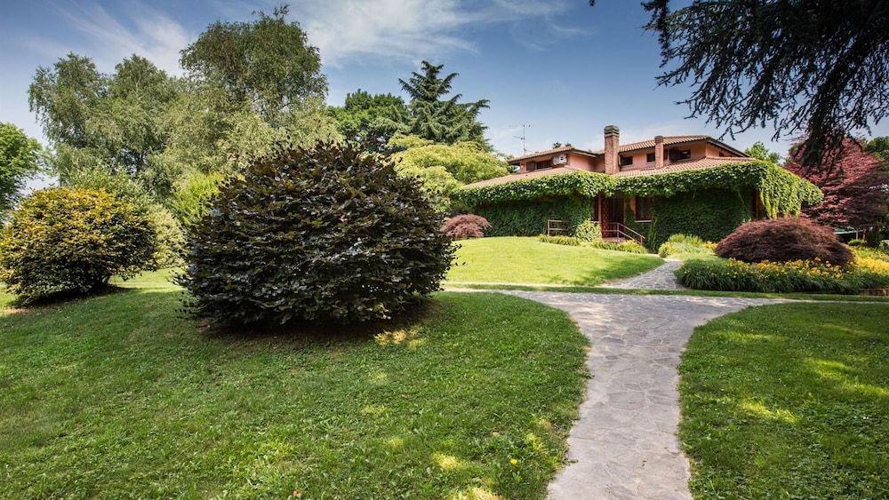 Villa Pina 8 2 in Sulbiate 2