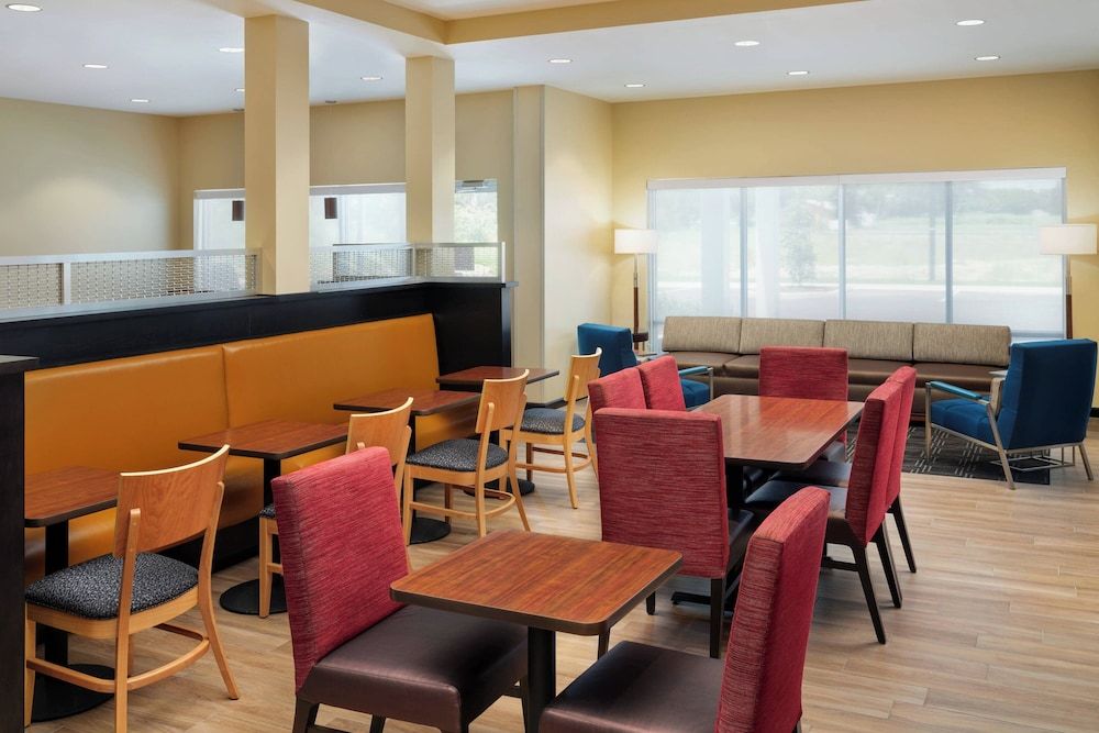 TownePlace Suites by Marriott Leesburg 3
