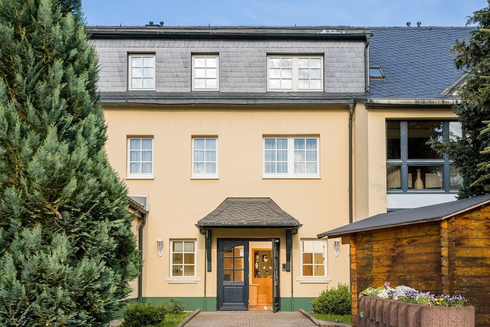 Landhaus Purschenstein -1 estrellas en Neuhausen