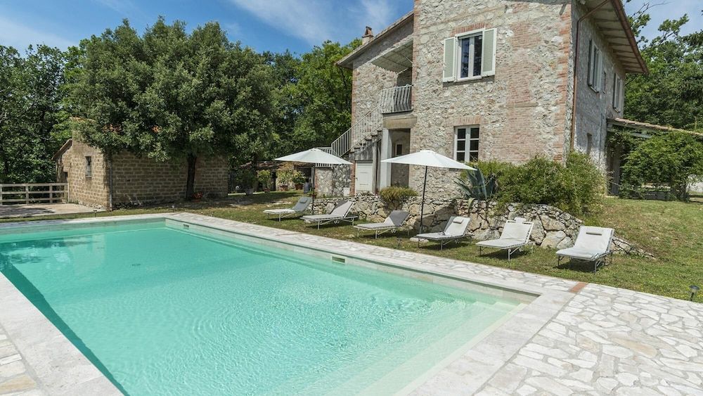 Villa La Corte 6 in Montecastrilli -1 estrelas em Montecastrilli