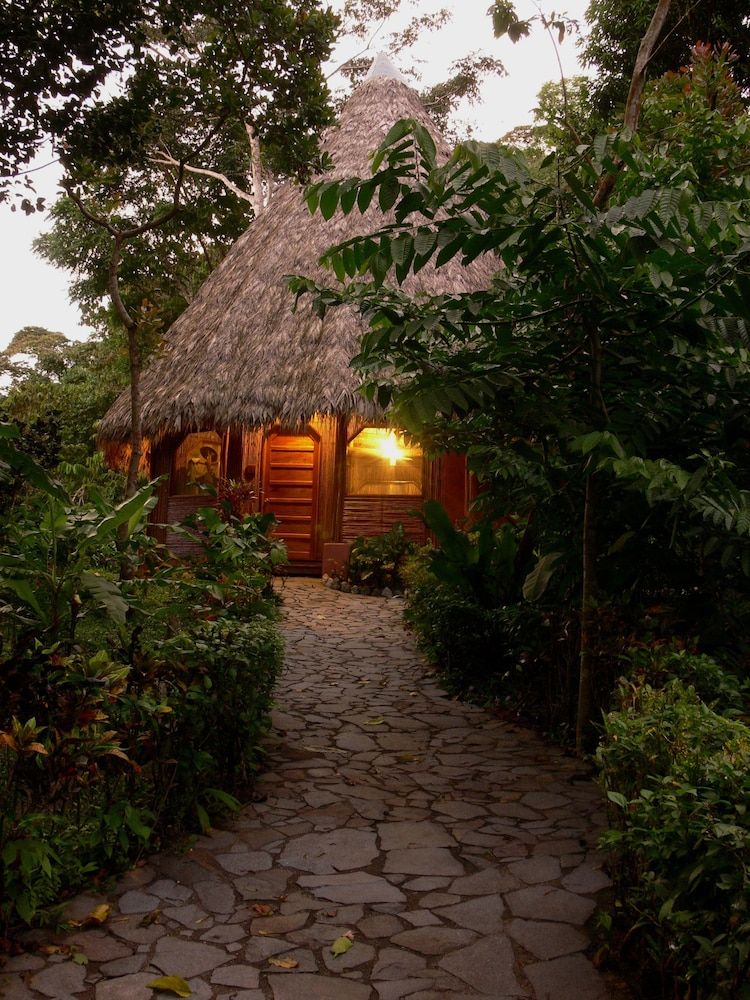 Luna Lodge 2