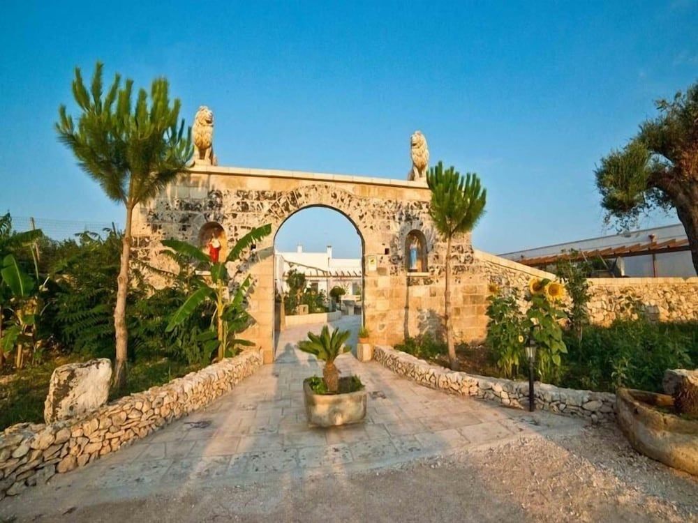 Masseria Cinti -1 estrellas en Bagnolo del Salento