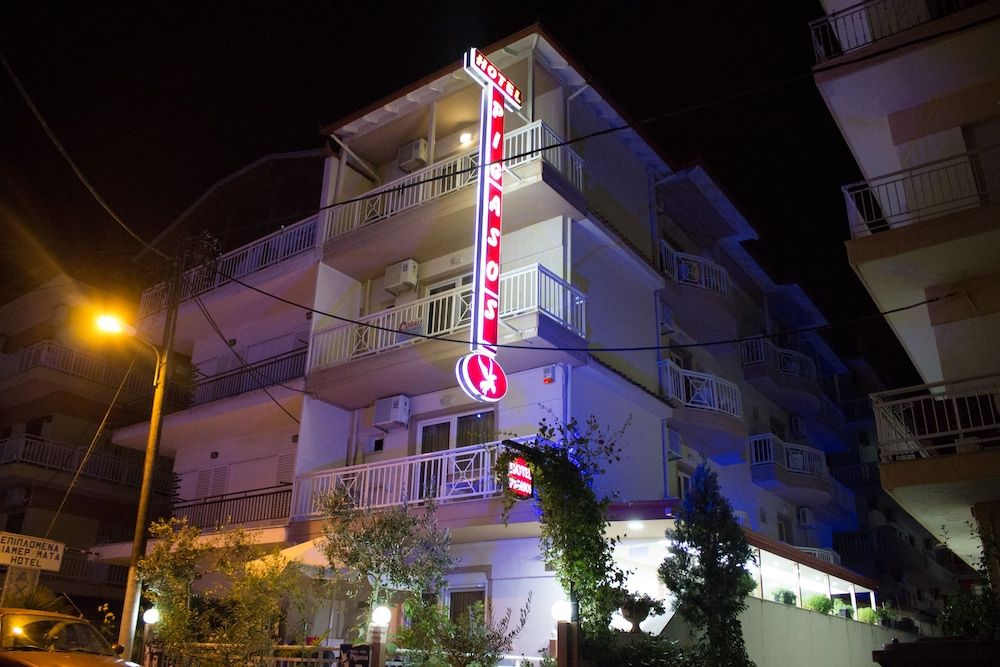 Hotel Villa Pigasos 1 estrellas en Paralia Katerinis