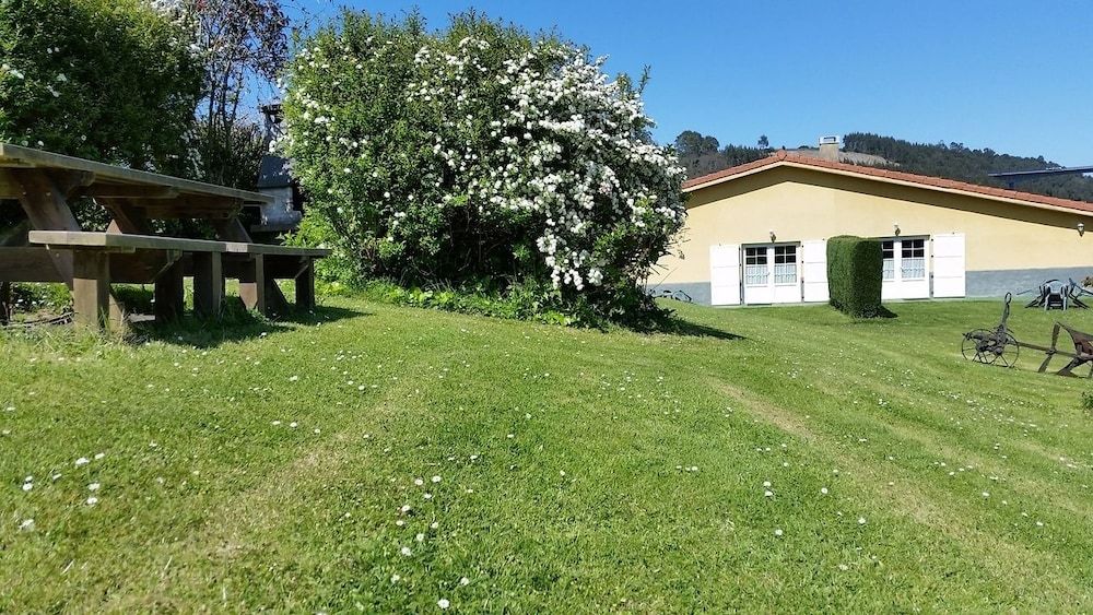 Apartamentos Rurales El Otero -1 estrellas en Soto de Luiña
