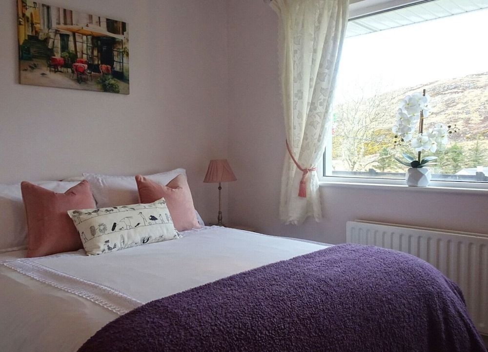 Mary Naoise Holiday Home -1 estrellas en Lettermacaward